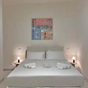 Veneto Suites By Supastays Affittacamere Roma
