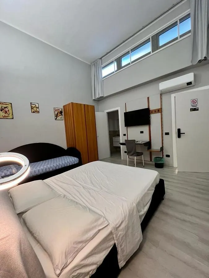 Couette-café Bed and Breakfast Gemy à Boissano Italie